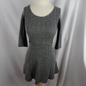 H&M Divided Women Black & Grey Dress Size 4